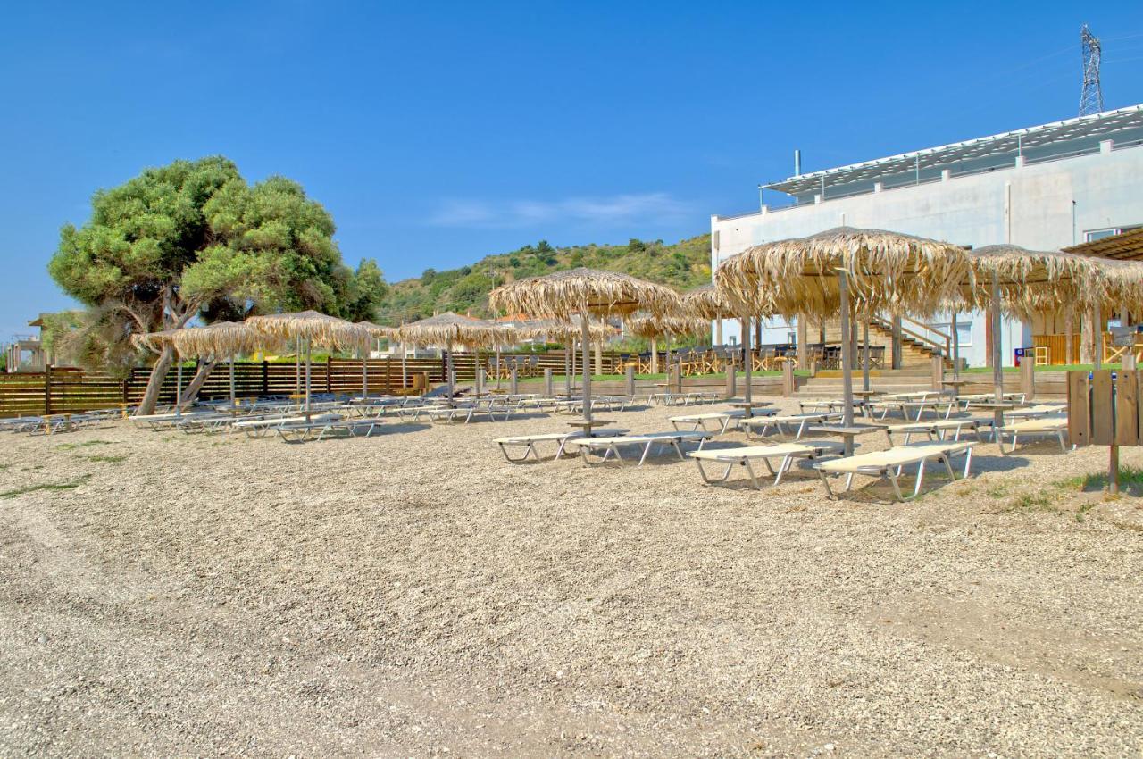 Epipleon Luxury Suites -104- Δωμάτιο 35Τμ Με Βεράντα 35Τμ Μπροστά Στη Θάλασσα Nafpaktos Buitenkant foto