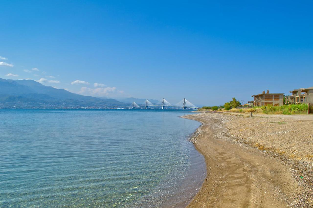 Epipleon Luxury Suites -104- Δωμάτιο 35Τμ Με Βεράντα 35Τμ Μπροστά Στη Θάλασσα Nafpaktos Buitenkant foto