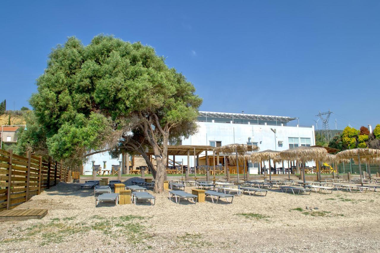 Epipleon Luxury Suites -104- Δωμάτιο 35Τμ Με Βεράντα 35Τμ Μπροστά Στη Θάλασσα Nafpaktos Buitenkant foto