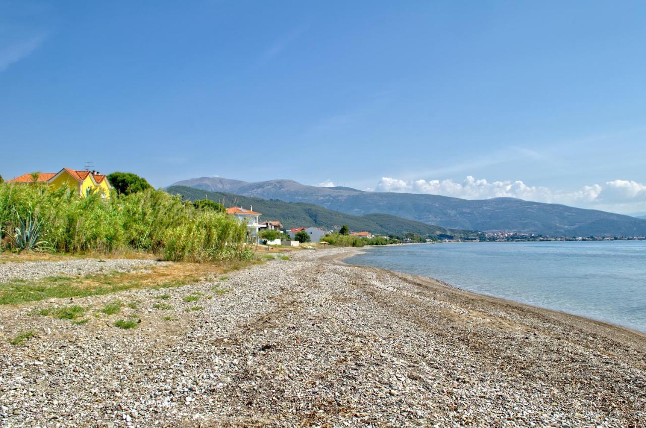 Epipleon Luxury Suites -104- Δωμάτιο 35Τμ Με Βεράντα 35Τμ Μπροστά Στη Θάλασσα Nafpaktos Buitenkant foto